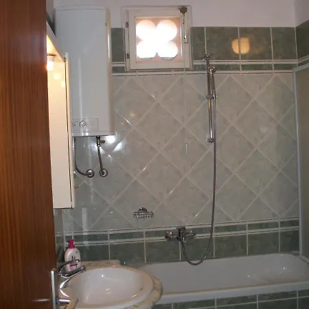Апартаменты Apartman Spadina M&r - *