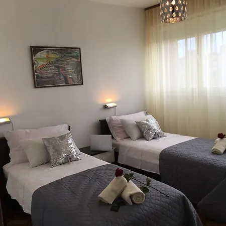 Apartman Spadina M&r - Апартаменты *